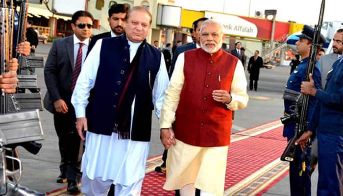 PM Modi talks to Nawaz Sharif, wishes Pak Premier speedy recovery for heart surgery