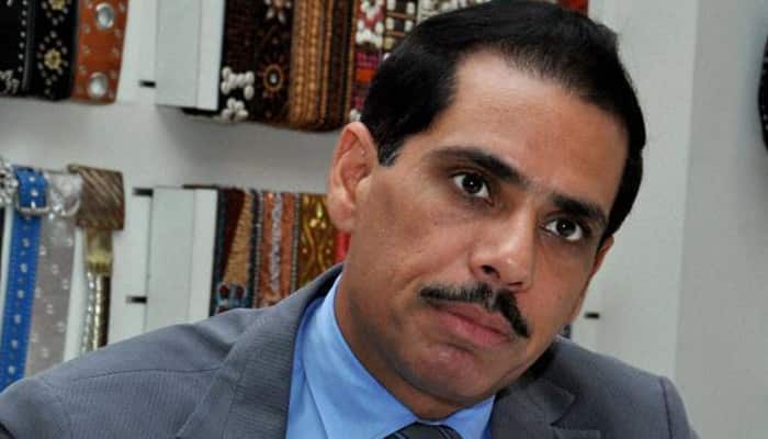 Sanjay Bhandari admits exchanging e-mails with Robert Vadra, I-T sends notices to foreign nations