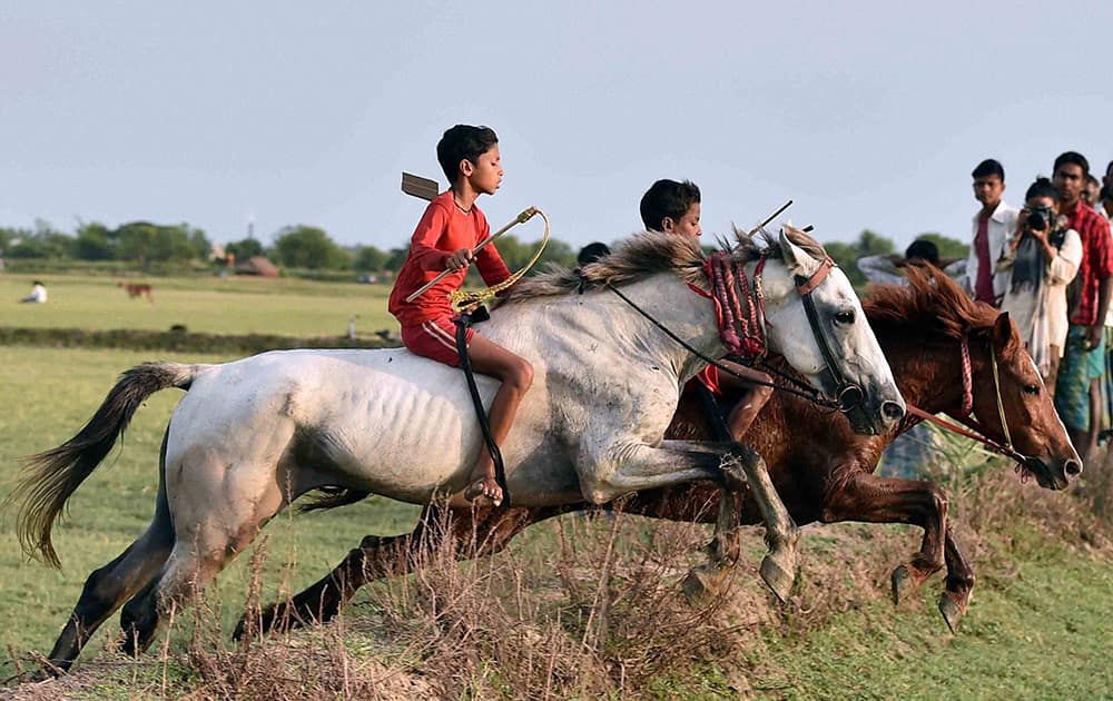 Villiagers participate in rural horse race at Bodhgulla in South 24 Pargana.