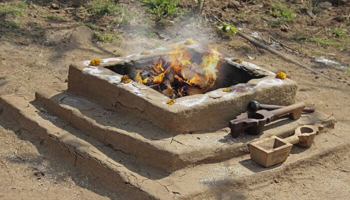 Know the importance of &#039;Hawan&#039;-- Fire worship!