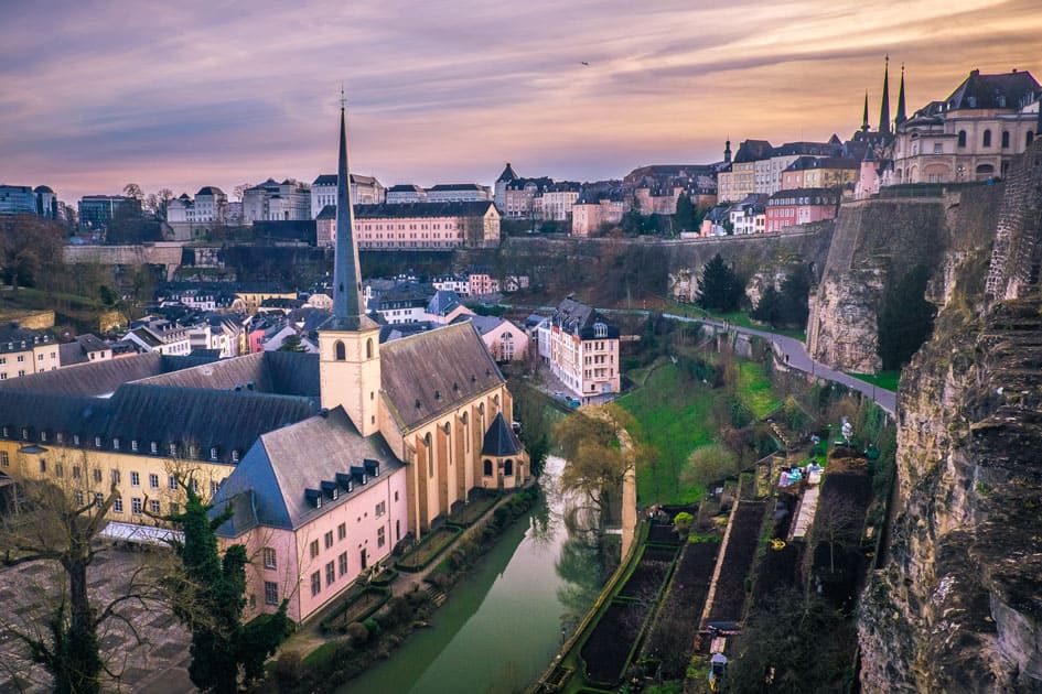  Luxembourg 