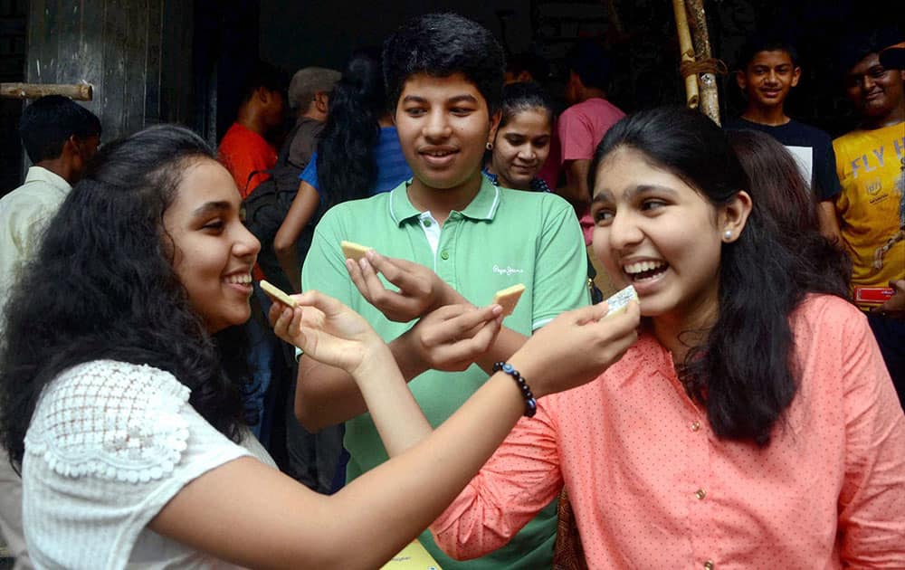 Students celebrates their success in SSC Board exams at Dadar in Mumbai Students celebrates their success in SSC Board exams at Dadar in Mumbai