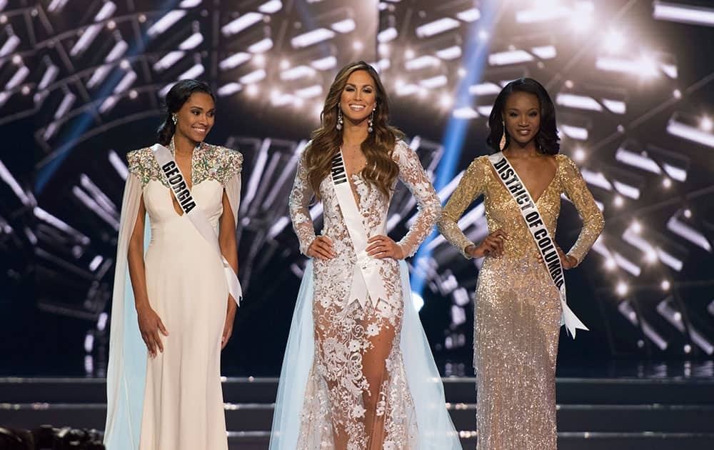 Army Reserve officer Deshauna Barber crowned Miss USA 2016