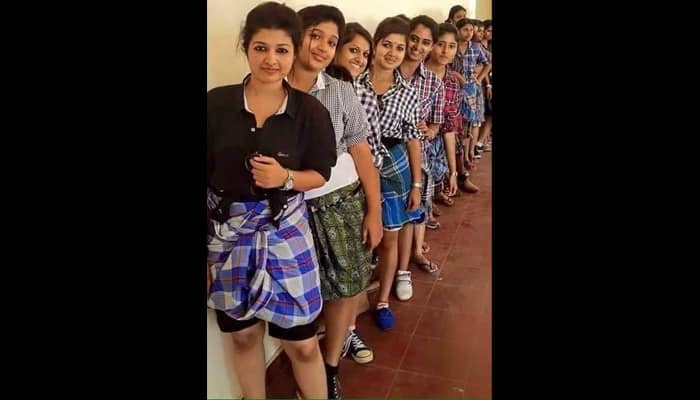 &#039;Kerala&#039; lungi girls viral picture: News is FAKE! You will be SHOCKED to know the truth