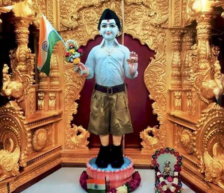 Lord Swaminarayan dressed up in Rashtriya Swayamsevak Sangh’s uniform