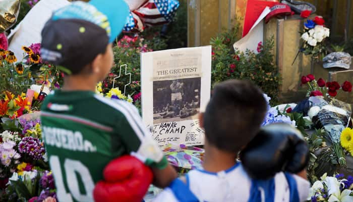 Muhammad Ali: All tickets for 'The Greatest' boxer's memorial service in Louisville handed out Muhammad Ali: All tickets for 'The Greatest' boxer's memorial service in Louisville handed out