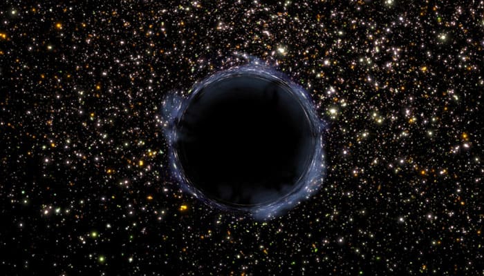Supermassive black hole devouring cold gas cloud spotted