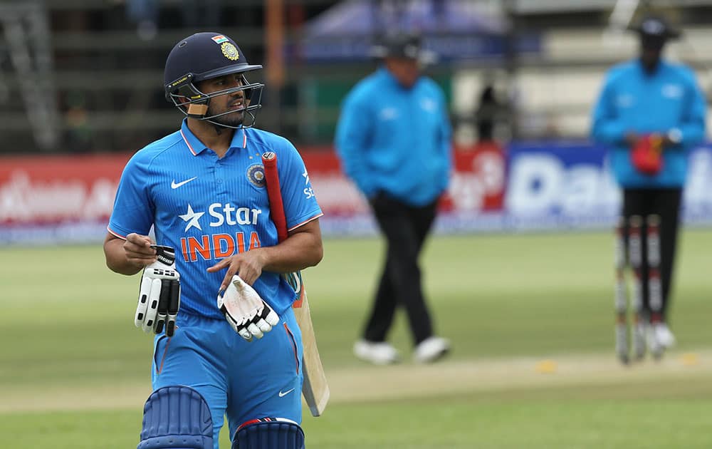 Karun Nair walks off the pitch after been dismissed