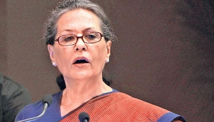 Sonia Gandhi&#039;s &#039;objectionable&#039; photo showing her &#039;washing utensils&#039; triggers clash; one killed, six hurt