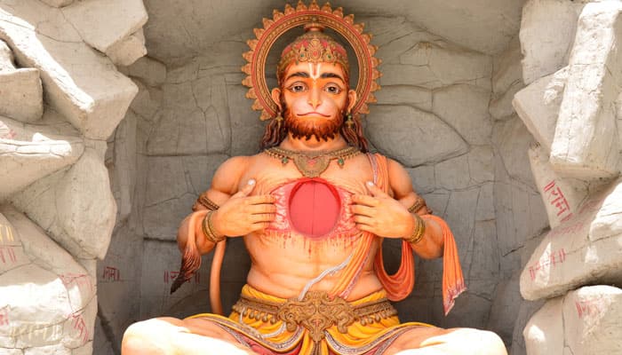 Do you have a desire to see Lord Hanuman? Chanting this secret mantra might help!