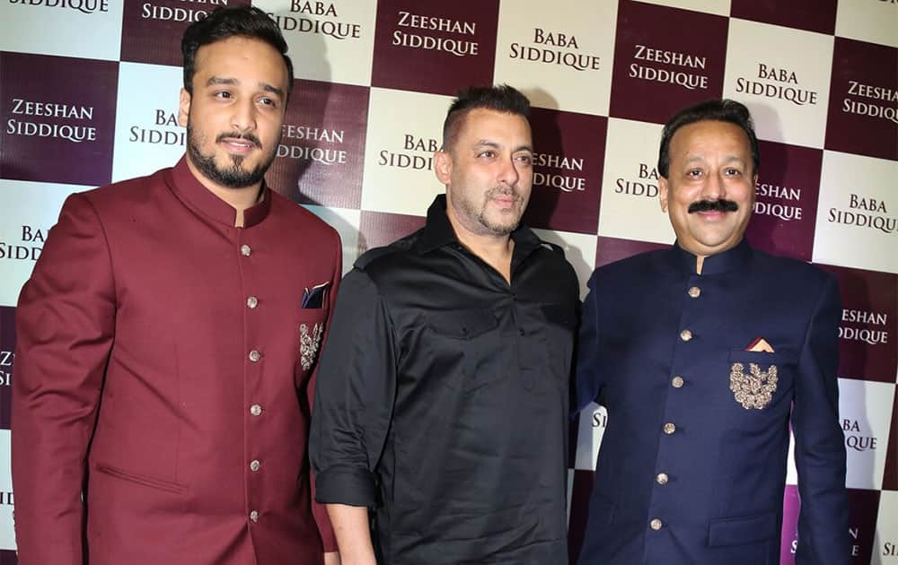 Stars galore at Baba Siddique's Iftar party