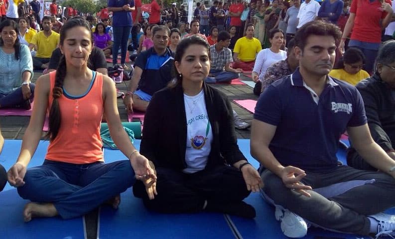 Shaina NC and Actor-Filmmaker Arbaaz Khan do Yoga in Mumbai 