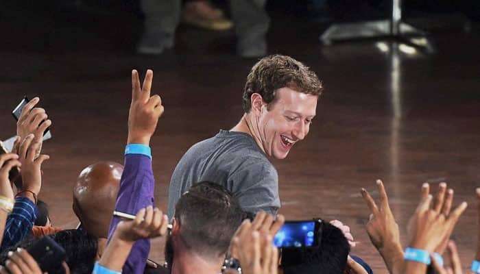 Facebook decides to give Mark Zuckerberg full control