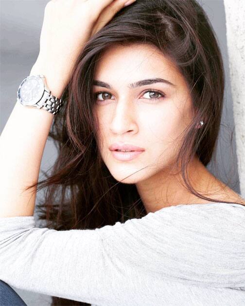 Dont let someone dim your light- Kriti Sanon