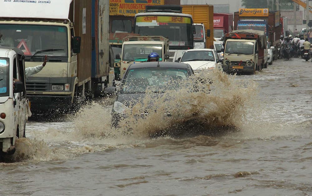 Rains in Gurgaon