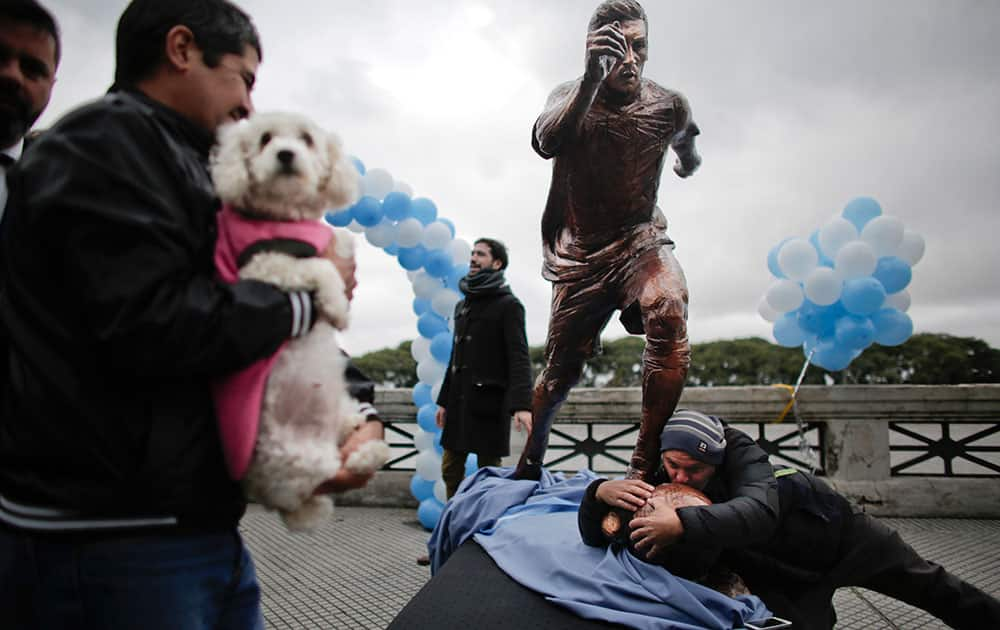 Argentina Messi Quits 