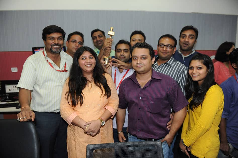 Zeenews.com team celebrates its success - Thank you viewers!