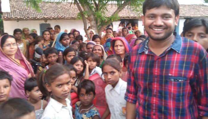 ABVP, Bajrang Dal &#039;purify&#039; statue garlanded by JNU leader Kanhaiya Kumar in Bihar