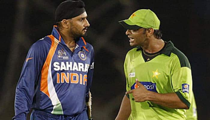 Harbhajan Singh – Shoaib Akhtar Bromance: Bhajji reveals how the Pakistani pacer once bashed him and Yuvraj Singh