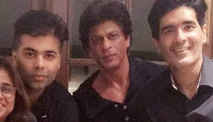 Shah Rukh Khan, Karan Johar, Zoya Akhtar party hard at Manish &#039;Malhotra Mansion&#039;! – Pics inside