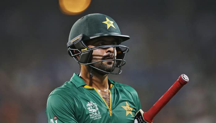 Waqar Younis blasts Umar Akmal, Ahmed Shehzad - Here are his explosive remarks