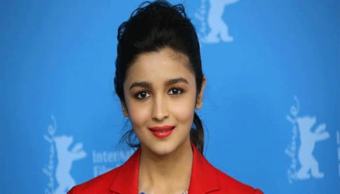 Why Alia Bhatt doesn't want spotlight on her private life? Why Alia Bhatt doesn't want spotlight on her private life?