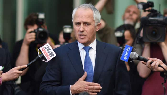 Conservatives close in on Australian government rule