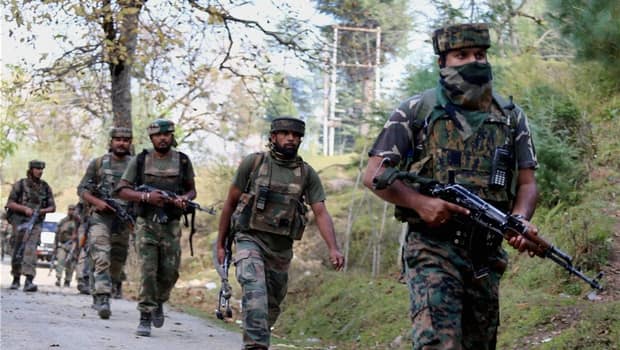 Army jawan killed, another injured in firing in Kashmir