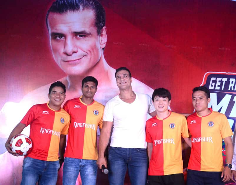WWE star Alberto Del Rio with East Bengal footballers