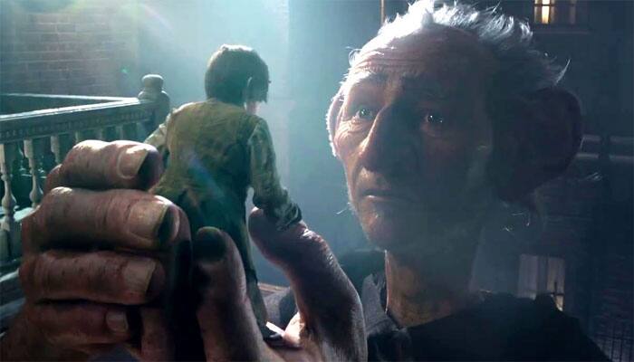 Watch Hindi trailer of Steven Spielberg&#039;s &#039;The BFG&#039; with voiceovers by Amitabh, Parineeti &amp; Gulshan!