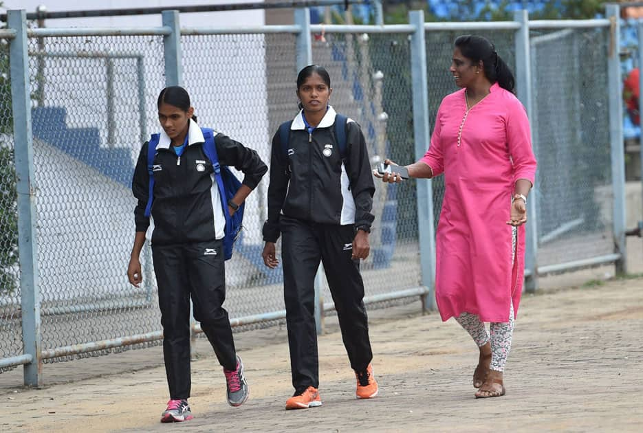 Former Sprinter P T Usha with Young atheletes