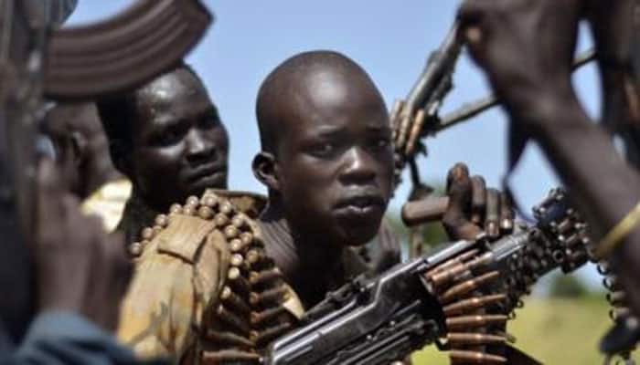 Thousands flee South Sudan capital as heavy clashes between rebels and govt soldiers take Juba &#039;back to war&#039;