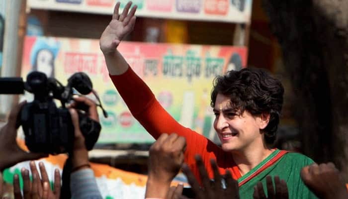 Priyanka Gandhi meets Congress&#039; UP incharge Ghulam Nabi Azad, fuels speculation about her role