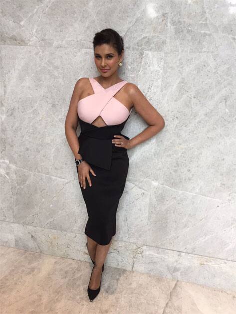 Hello #Ahmedabad!- Lisa Ray Hello #Ahmedabad!- Lisa Ray