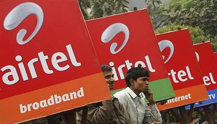 Bharti Airtel slashes data download rates by half  for prepaid users ahead of Reliance Jio&#039;s launch