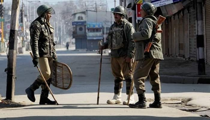 Curfew, separatist shutdown continue for 12th day in Kashmir Valley