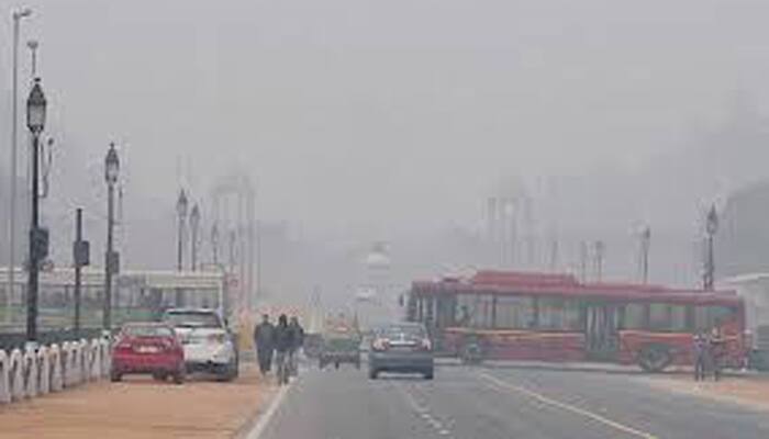 Delhi: Humid morning in city