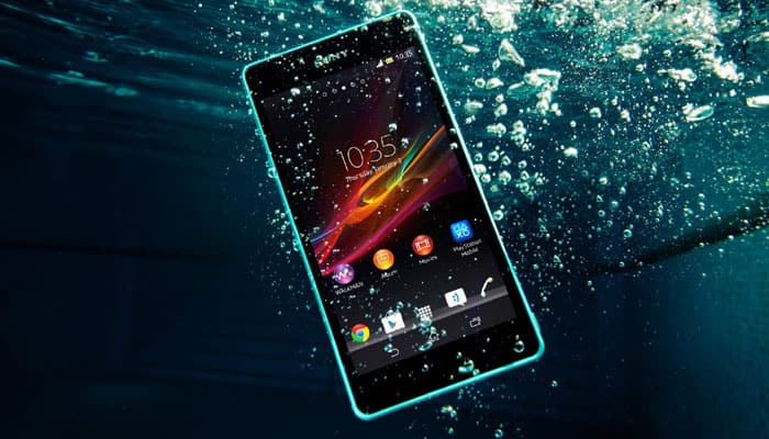 Check Out! Top 5 water resistant smartphones of 2016