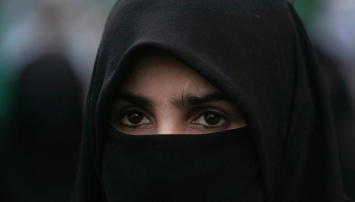 Kerala's Hindu girl Aparna was forced to become Shahana; converted to Islam under pressure? Kerala's Hindu girl Aparna was forced to become Shahana; converted to Islam under pressure?