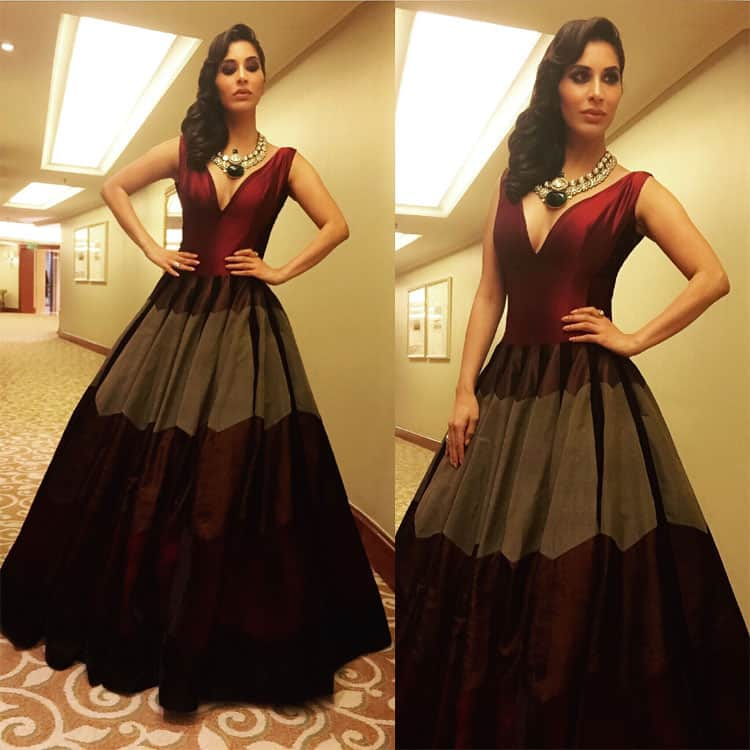 Twitter@Sophie_Choudry