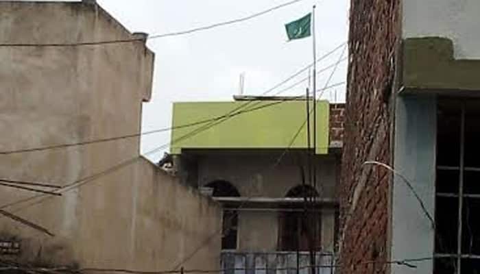 Pakistan flag found waving in Bihar&#039;s Nalanda district; accused Anwarul Haq on the run
