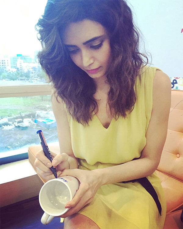 Twitter@karishma_tanna