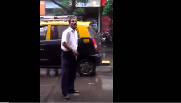 Ridiculously funny video: Man shows his dance moves in middle of busy Mumbai street - Watch