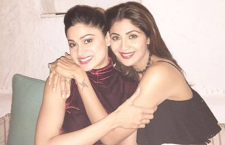Thursday night out with Munki- Shamita Shetty Thursday night out with Munki- Shamita Shetty
