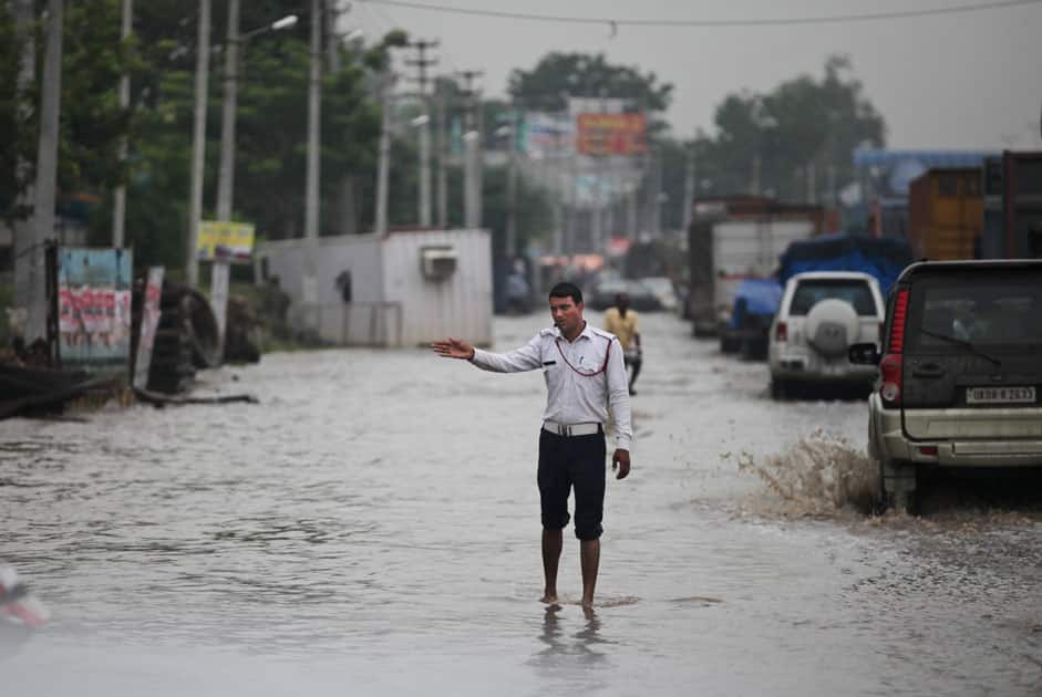 heavy rains in Gurgaon. heavy rains in Gurgaon.