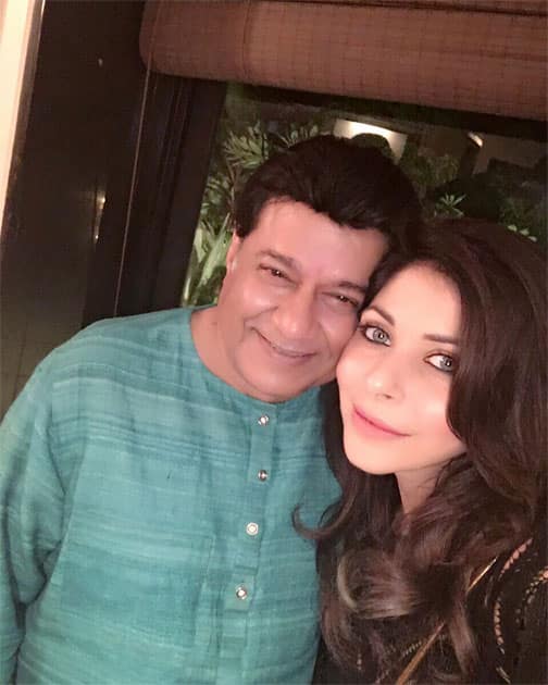 HappyBirthday Anup uncle- kanika kapoor HappyBirthday Anup uncle- kanika kapoor