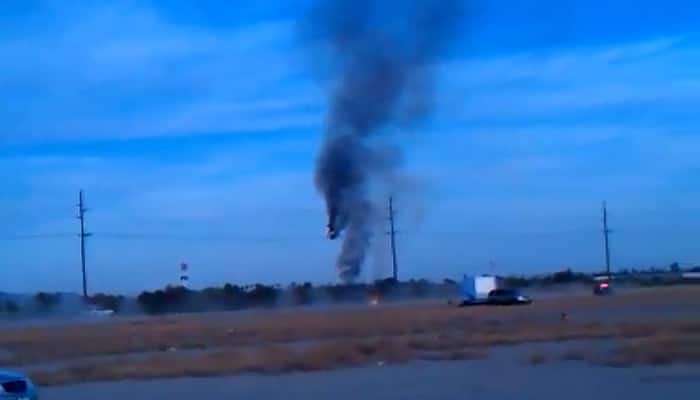 WATCH: Hot air balloon catches fire and crashes in Texas, US