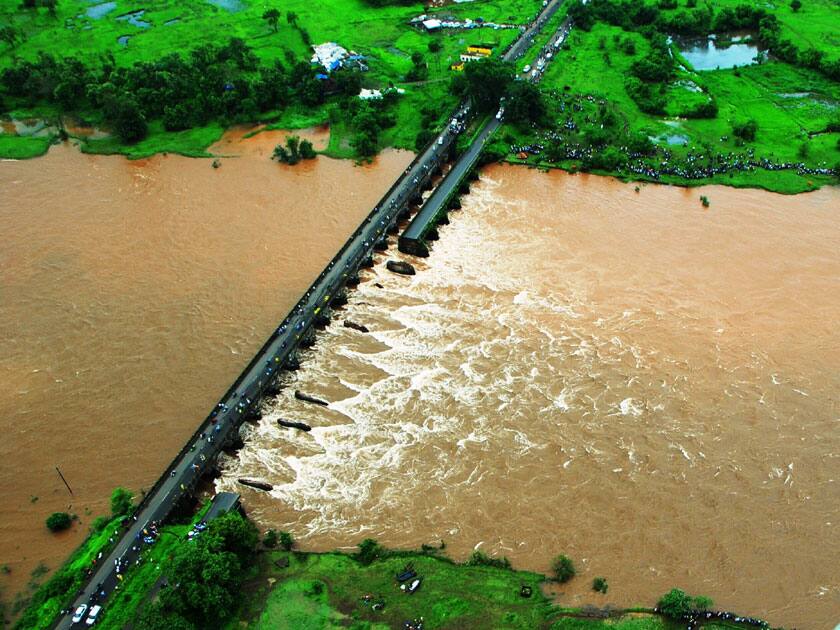 old bridge collapsed