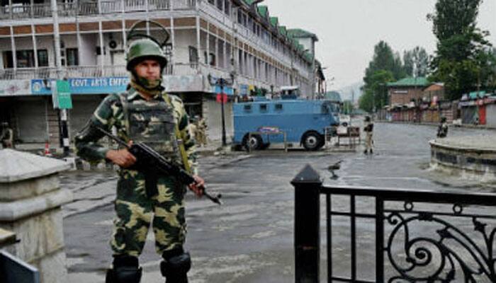 Kashmir unrest: Fresh clashes break out in Anantnag, Shopian; curfew clamped in many parts of Valley