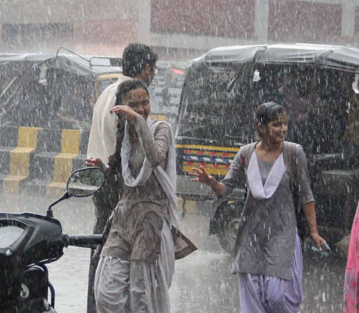 rains in Gurgaon.